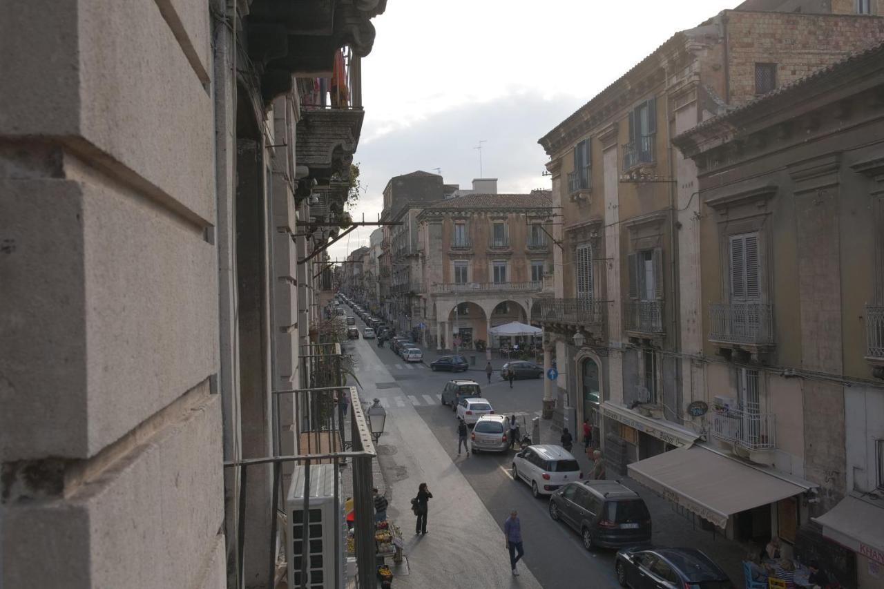 Le Dimore Del Duomo Катания Экстерьер фото